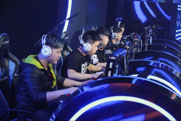 菲尼克斯太 菲尼克斯太