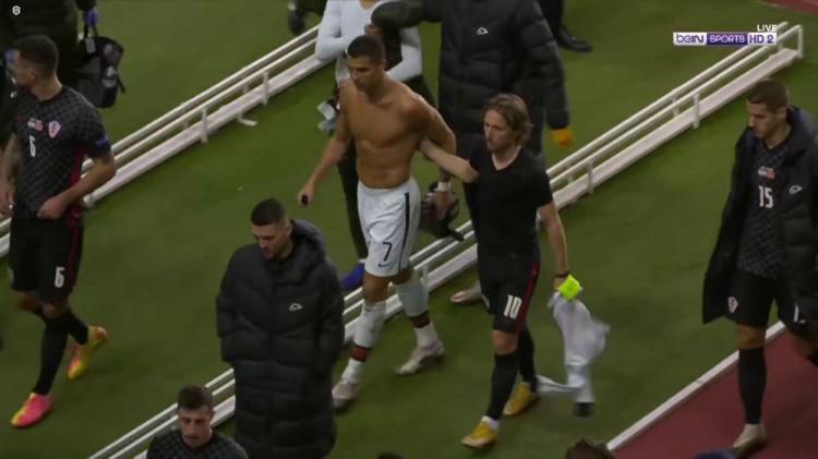 解围不远 解围不远